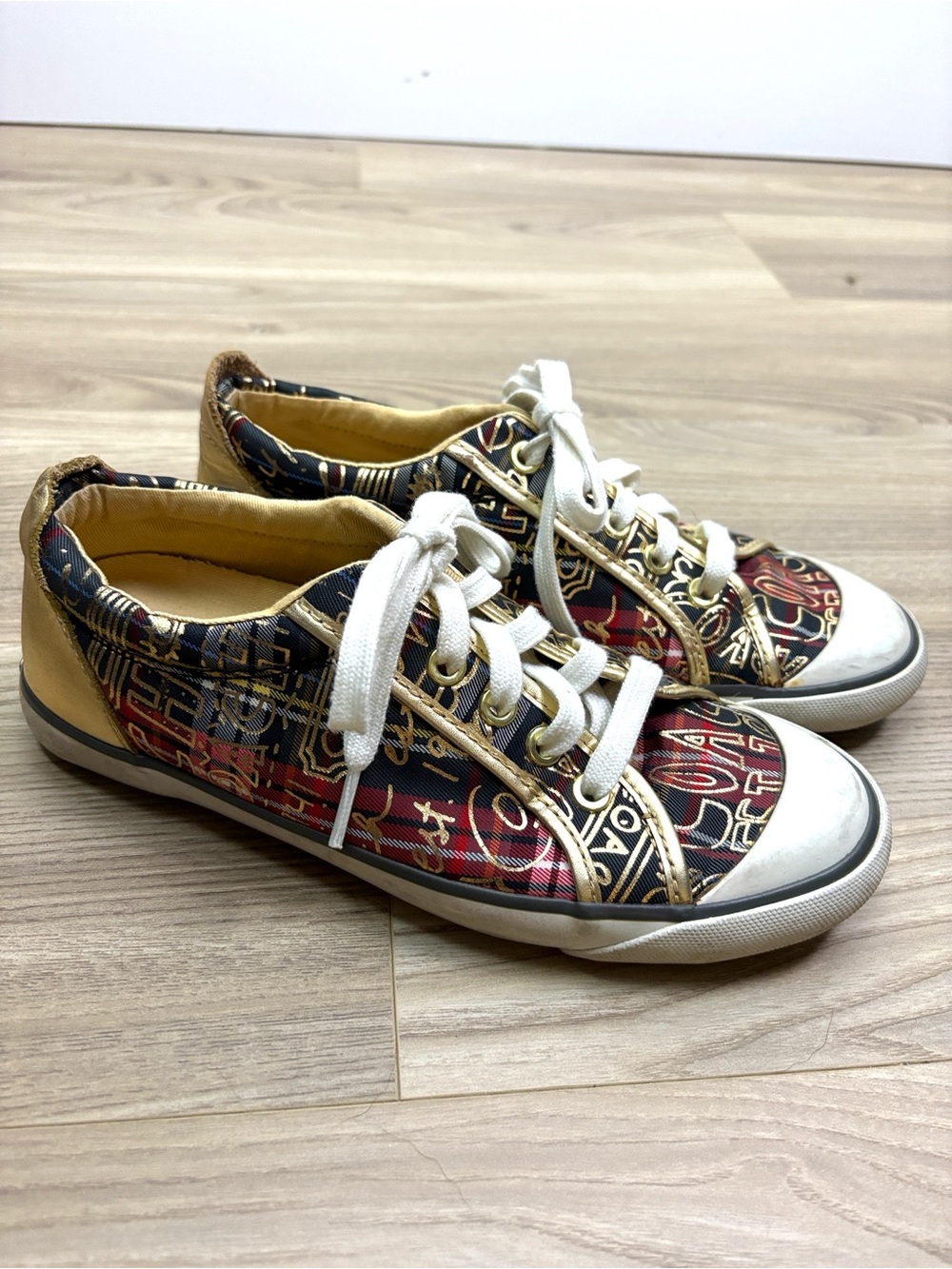 Coach ‘Barrett Tartan’ Low-Top Sneakers in Black, Red & Gold size 7